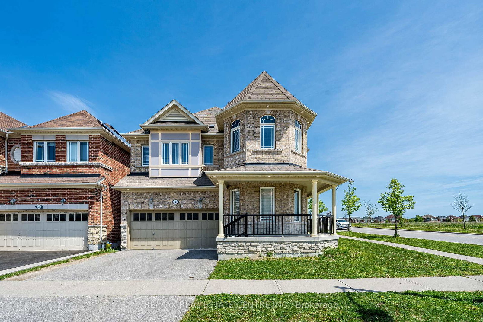 1-arfield-avenue-ajax-ontario-e13162354