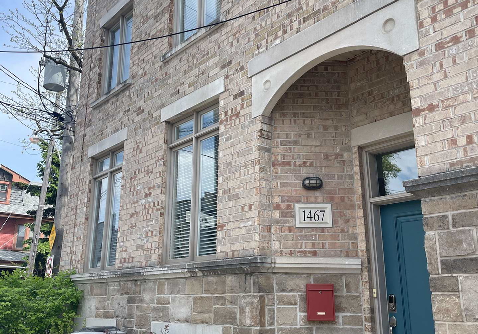 1467-dundas-street-e-toronto-ontario-e13162766