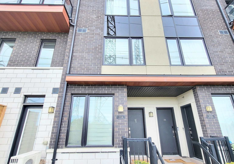 1555-kingston-road-pickering-ontario-e13162790