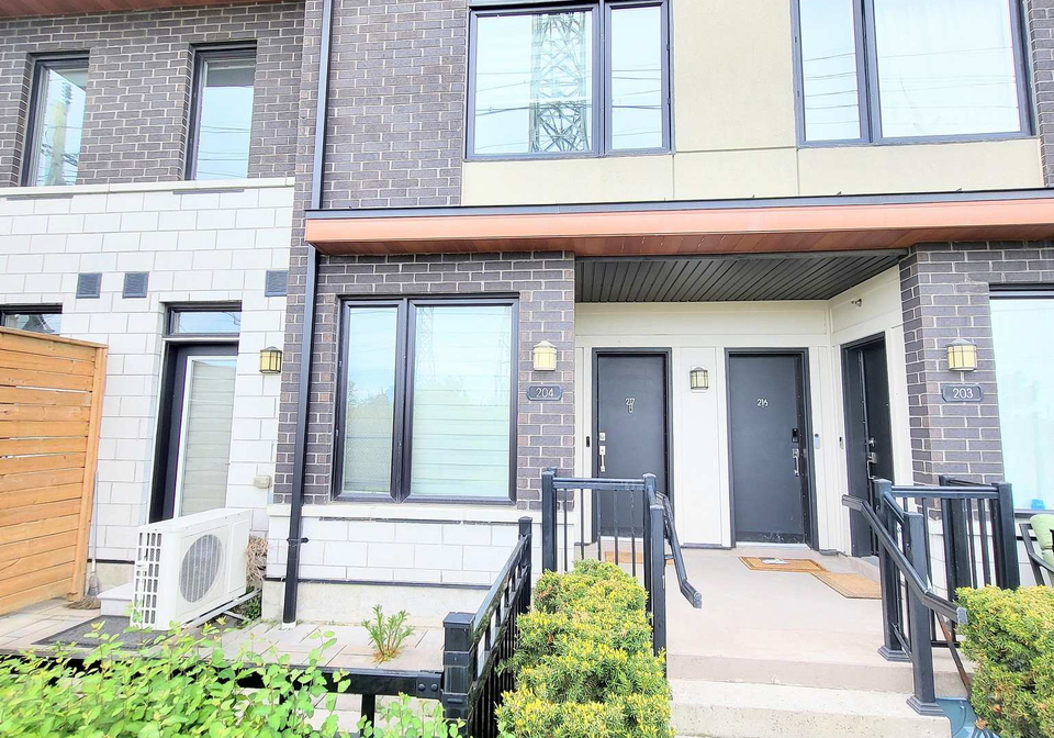 1555-kingston-road-pickering-ontario-e13162790