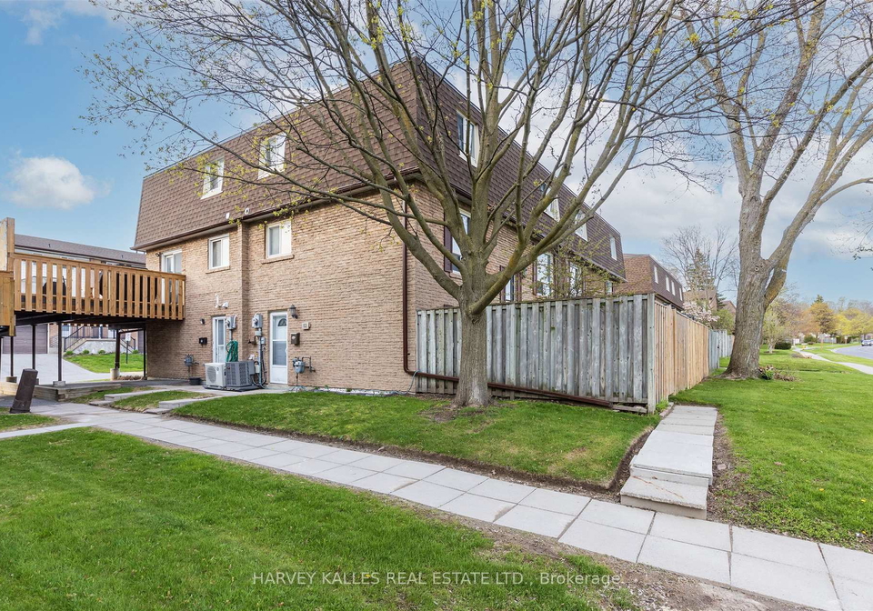 321-blackthorn-street-oshawa-ontario-e13163090