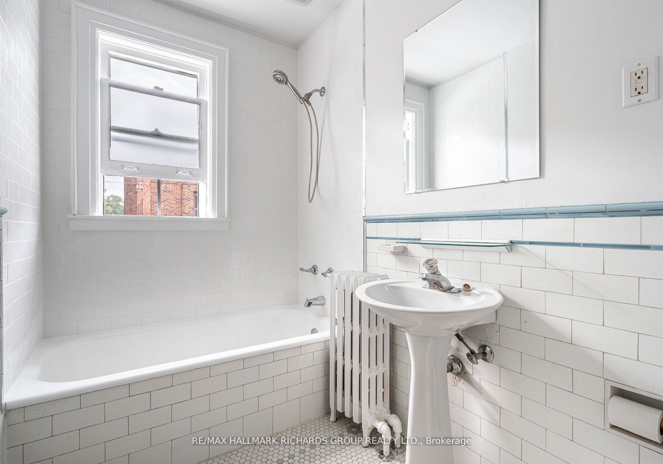 15-courcelette-road-scarborough-ontario-e13163864