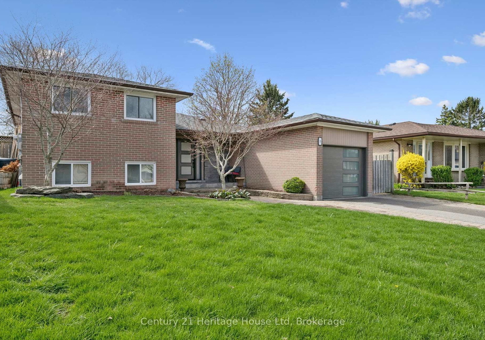 15-conference-boulevard-scarborough-ontario-e13166412