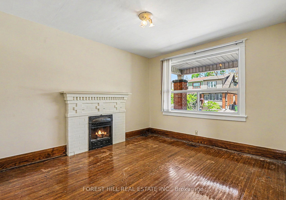 113-milverton-boulevard-east-york-ontario-e13169178