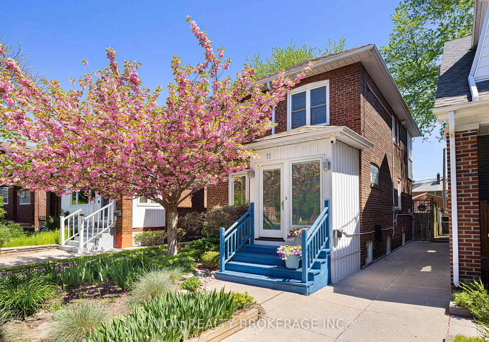 11-avonlea-boulevard-toronto-ontario-e13169748