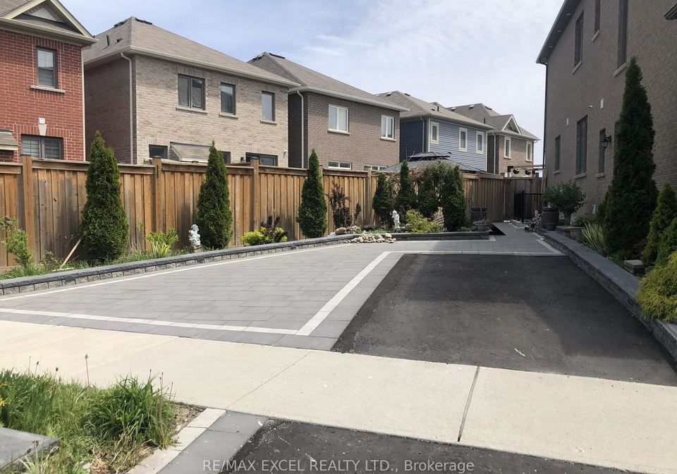 13-kilmarnock-crescent-whitby-ontario-e13170406