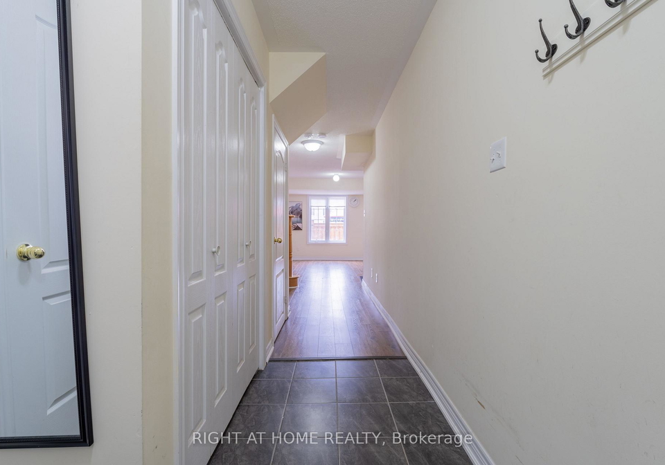 1518-shepway-mews-pickering-ontario-e13170804