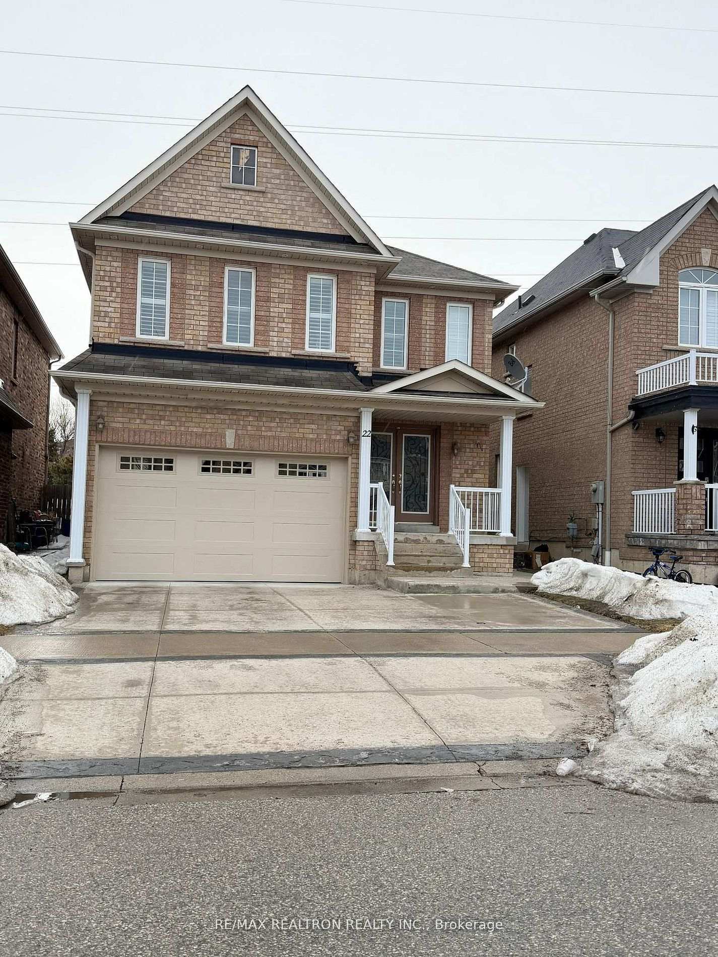 22-mount-pleasant-avenue-whitby-ontario-e13172224