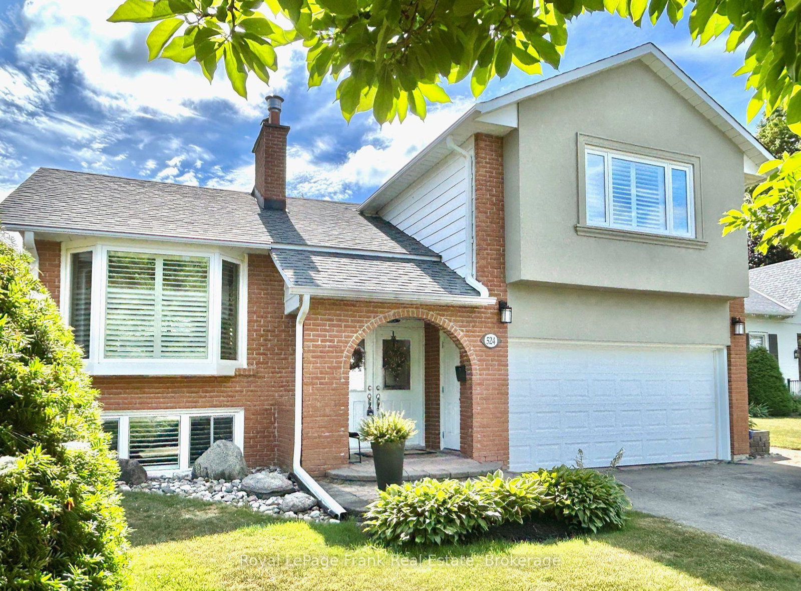 524-centre-street-n-whitby-ontario-e13173316