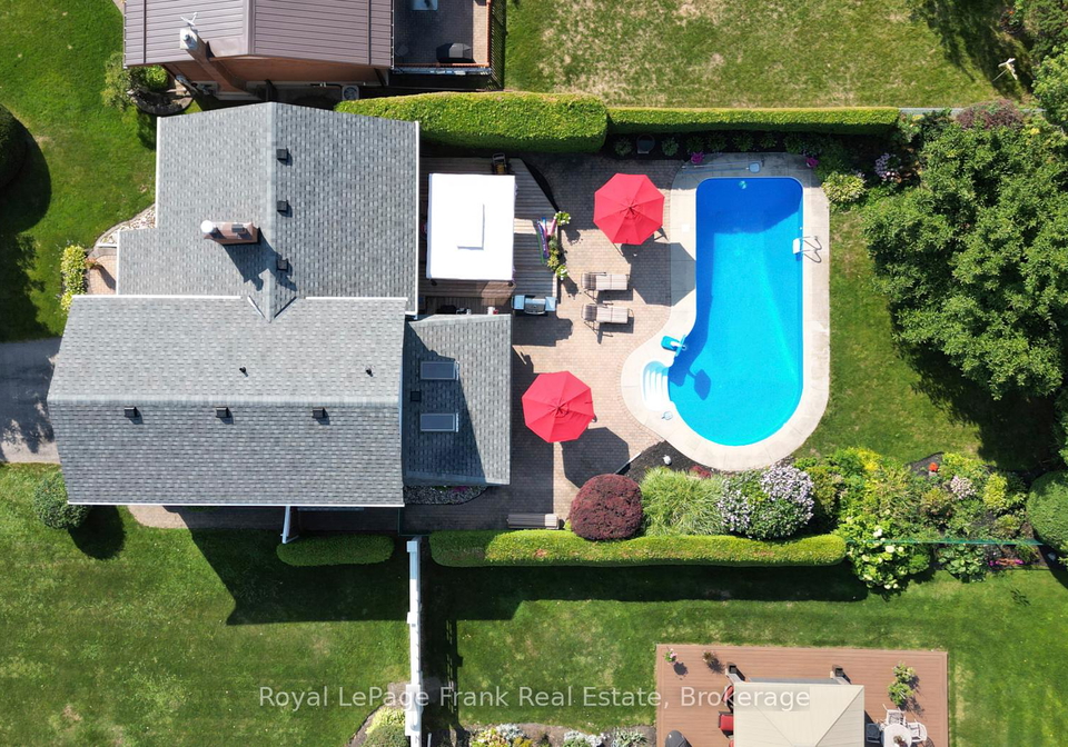 524-centre-street-n-whitby-ontario-e13173316