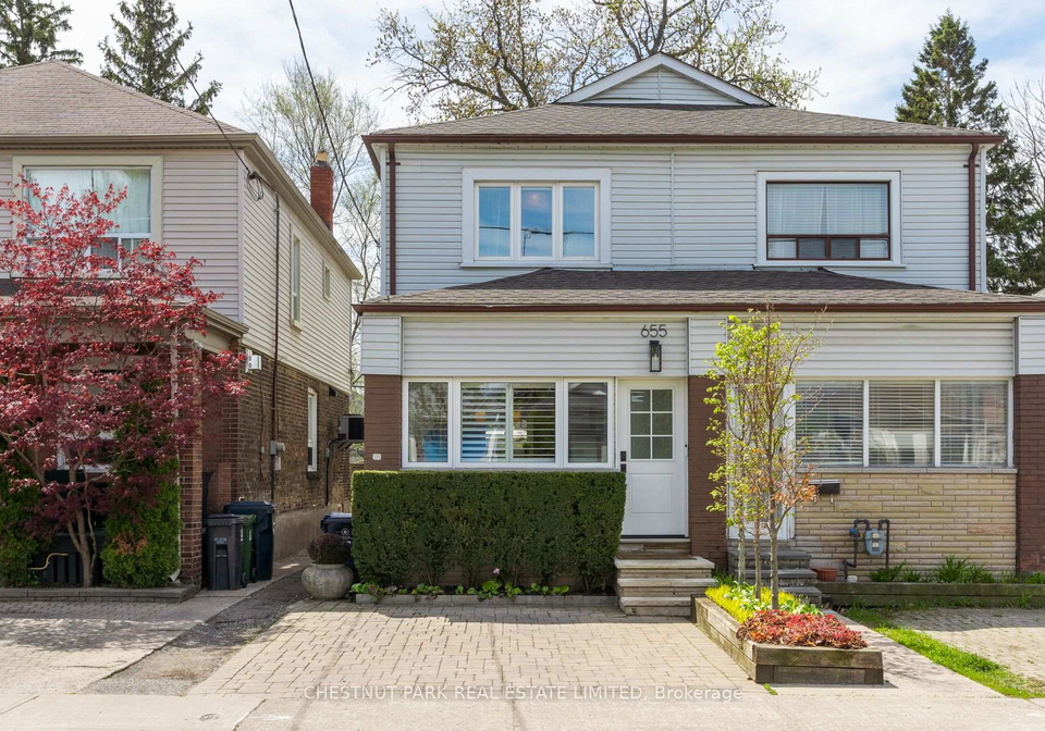 655-mortimer-avenue-east-york-ontario-e13173784