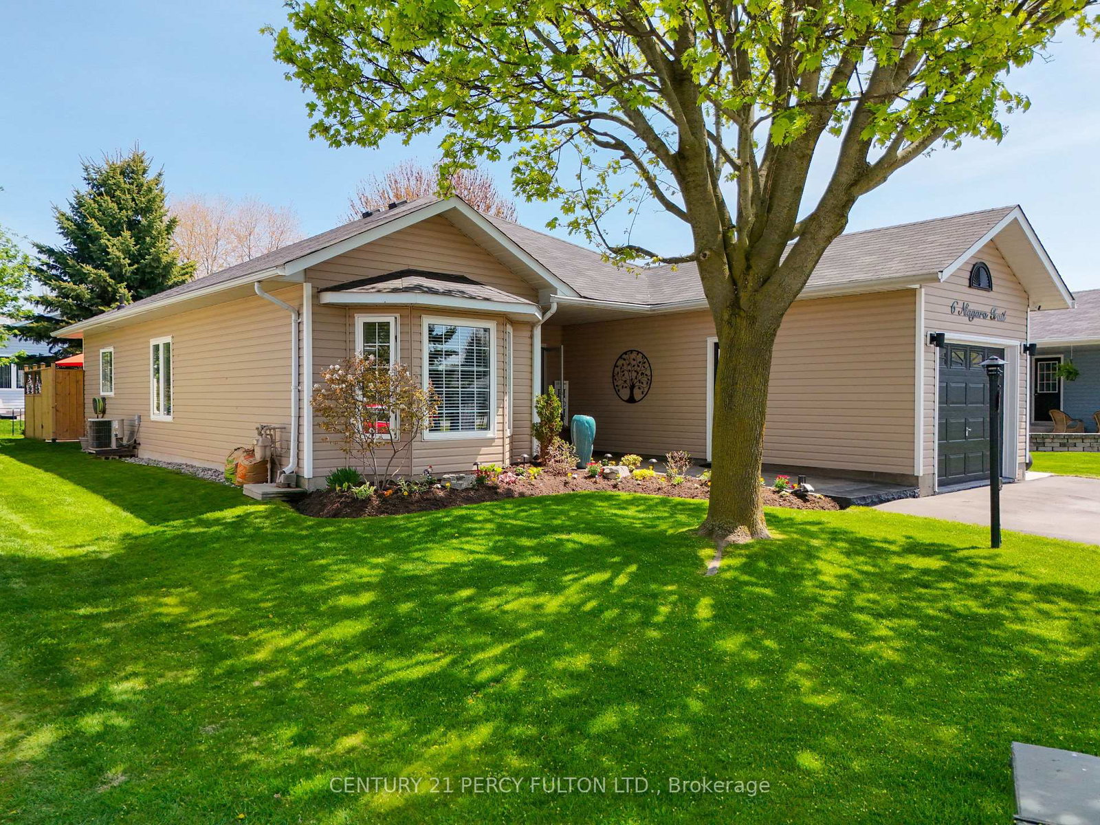 6-niagara-trail-clarington-ontario-e13175382