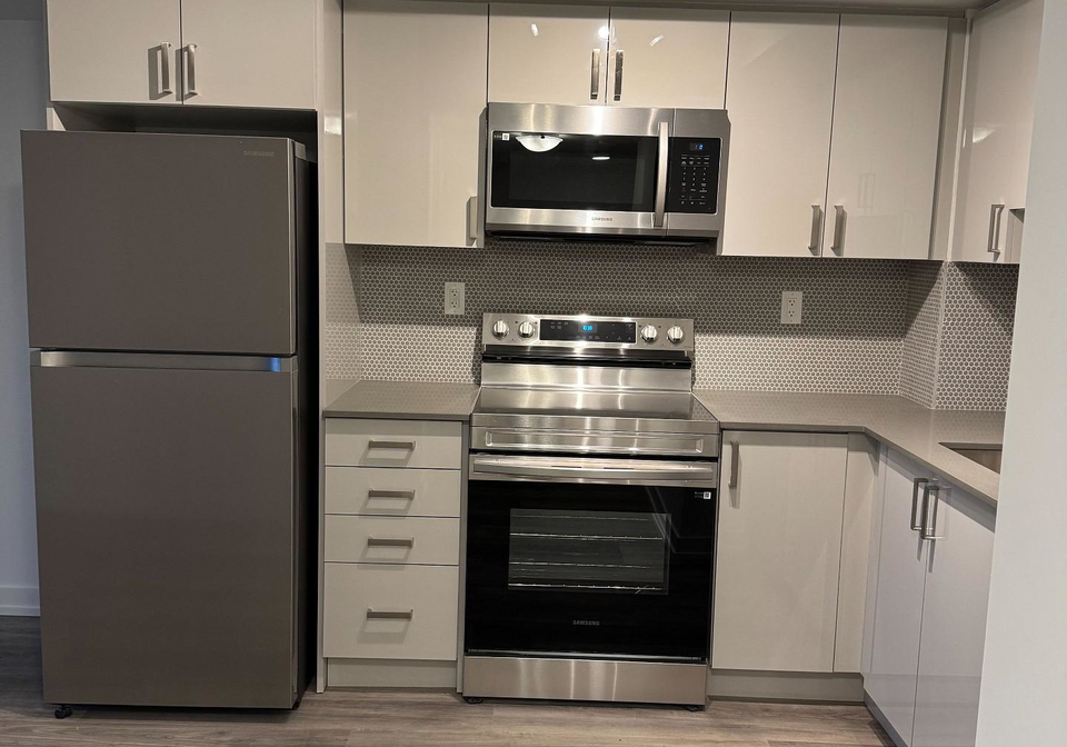1435-celebration-drive-pickering-ontario-e13175536