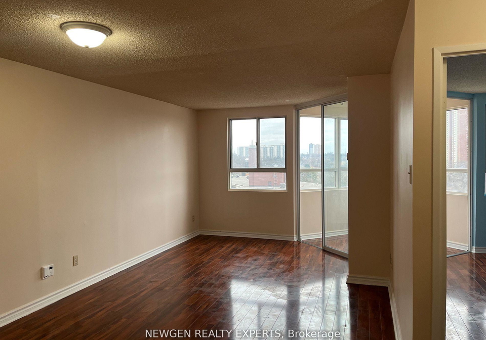 4-park-vista-drive-east-york-ontario-e13175638