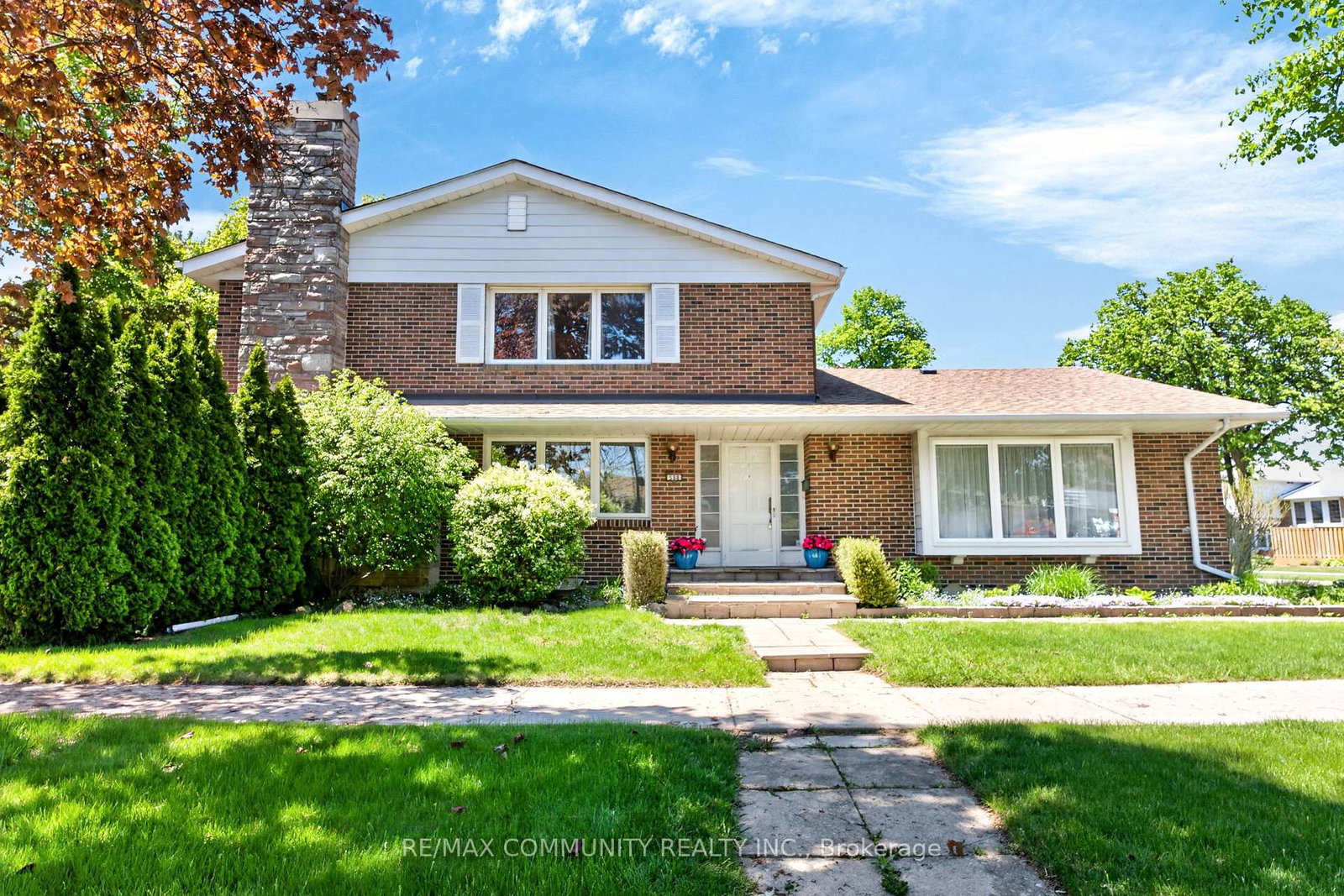 588-huntingwood-drive-scarborough-ontario-e13175732