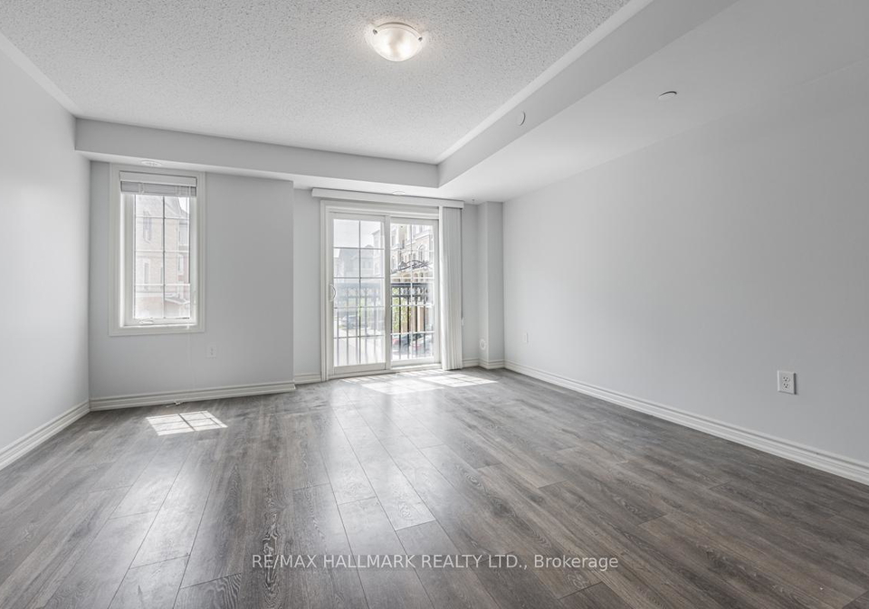 2496-rosedrop-path-oshawa-ontario-e13176508