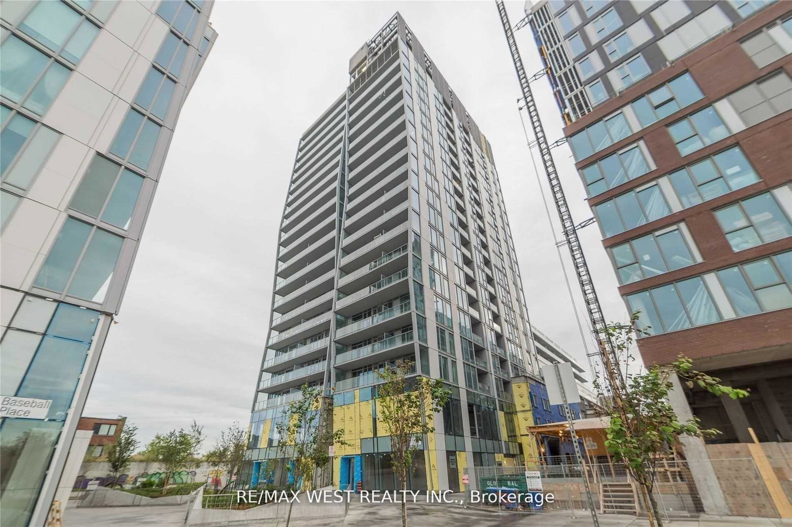 30-baseball-place-toronto-ontario-e13176620