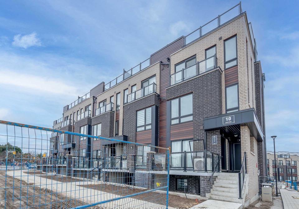 10-liben-way-scarborough-ontario-e13177062