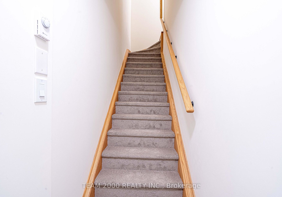 25-priya-lane-scarborough-ontario-e13177068