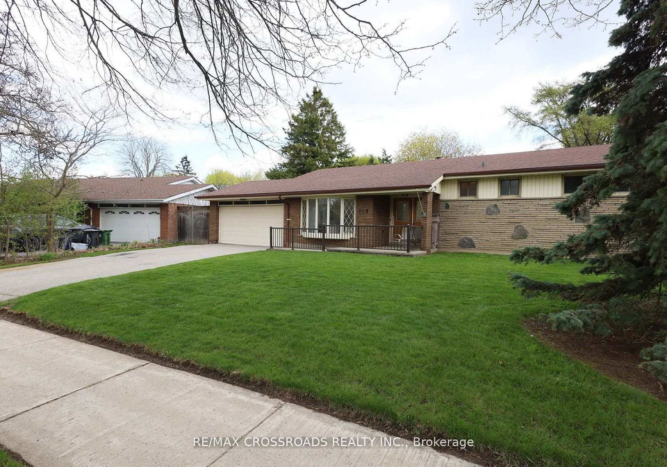 83-pegasus-trail-scarborough-ontario-e13177126
