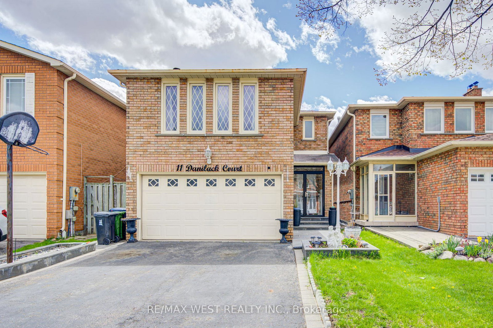 11-danilack-court-scarborough-ontario-e13177820