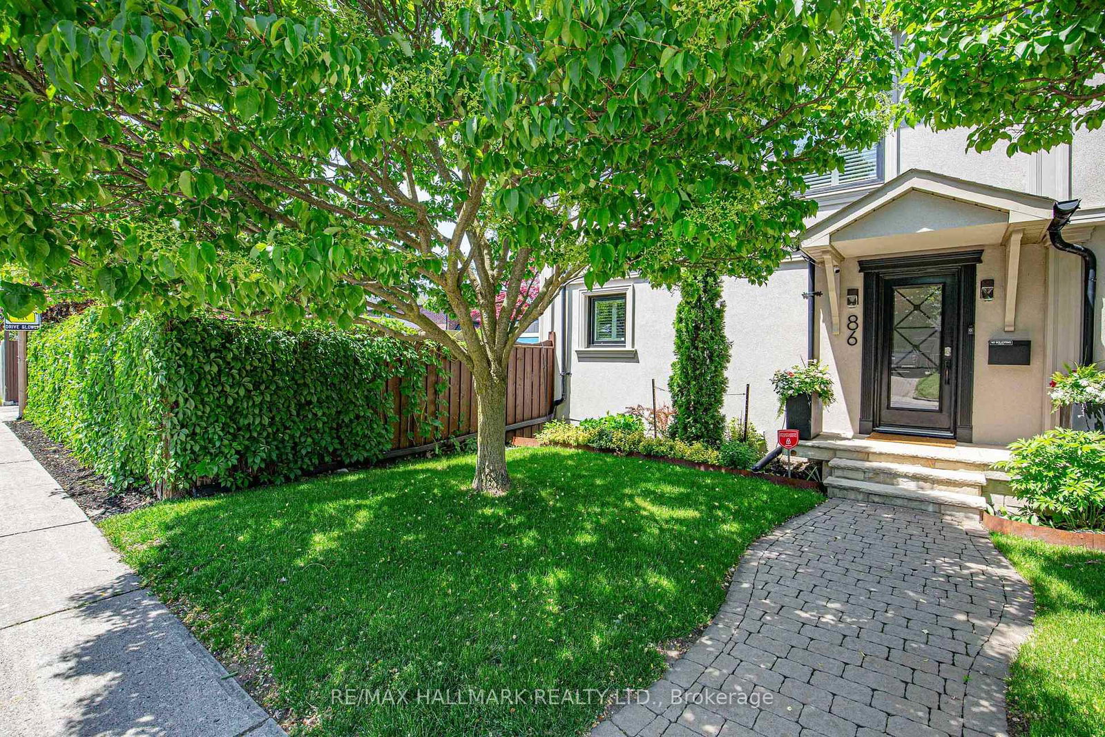 86-binswood-avenue-east-york-ontario-e13178860