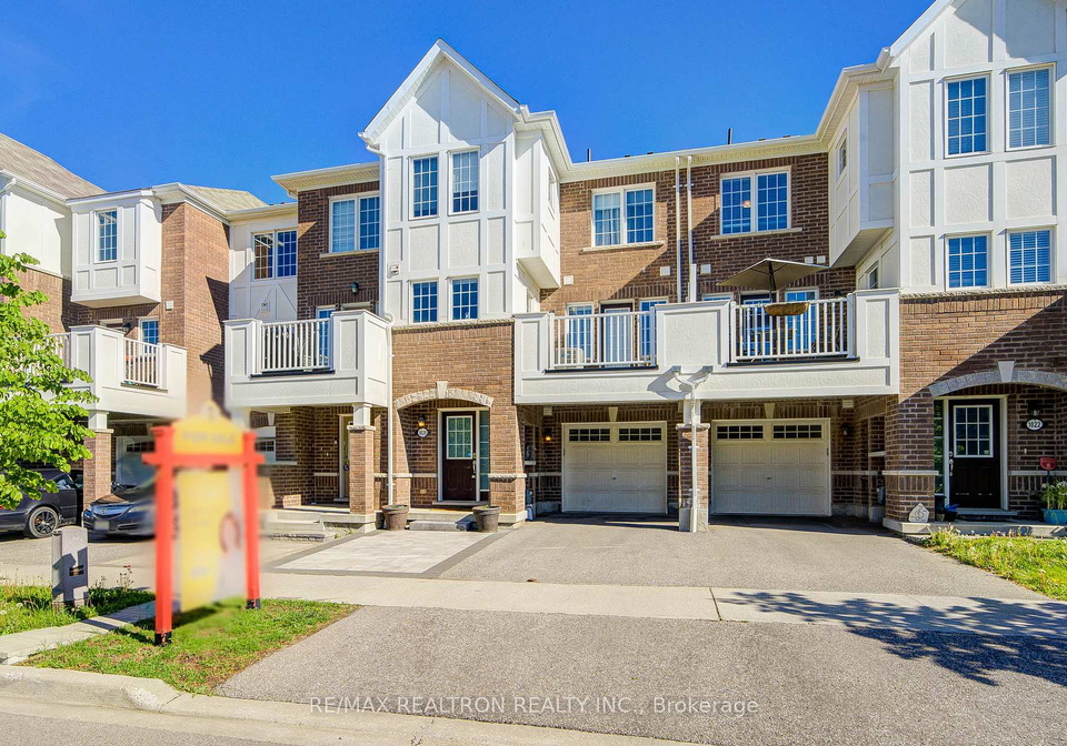 1020-dragonfly-avenue-pickering-ontario-e13181484
