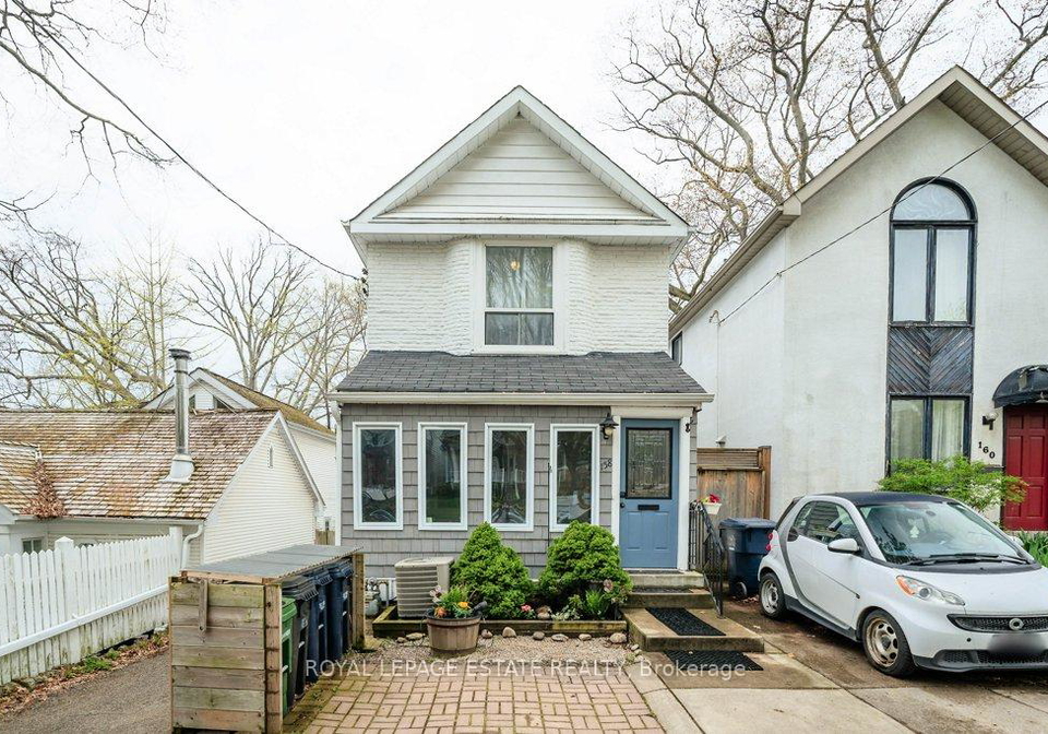 158-waverley-road-toronto-ontario-e13181854