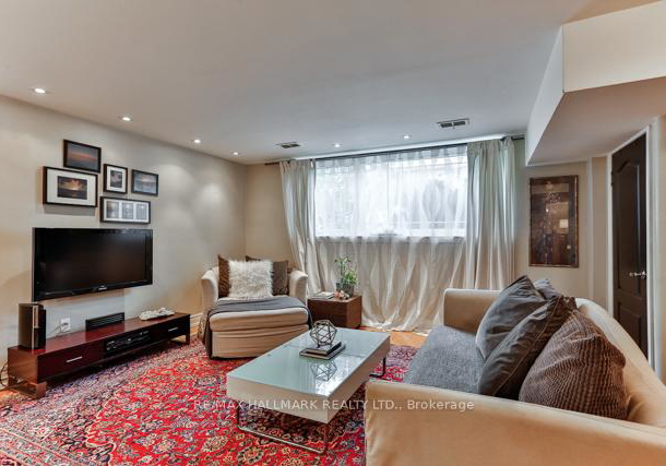 25-love-crescent-toronto-ontario-e13183202