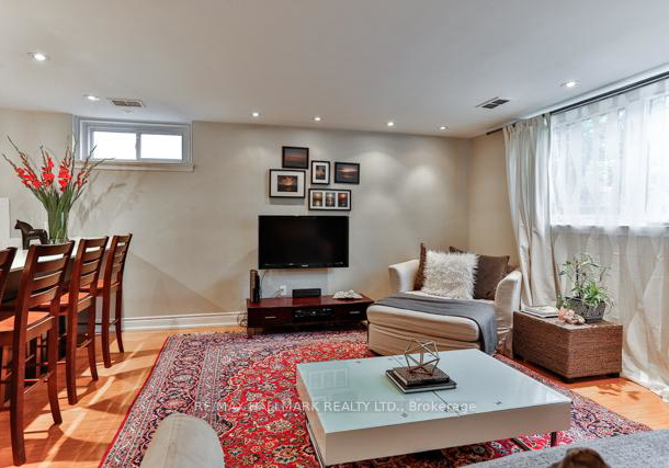 25-love-crescent-toronto-ontario-e13183202