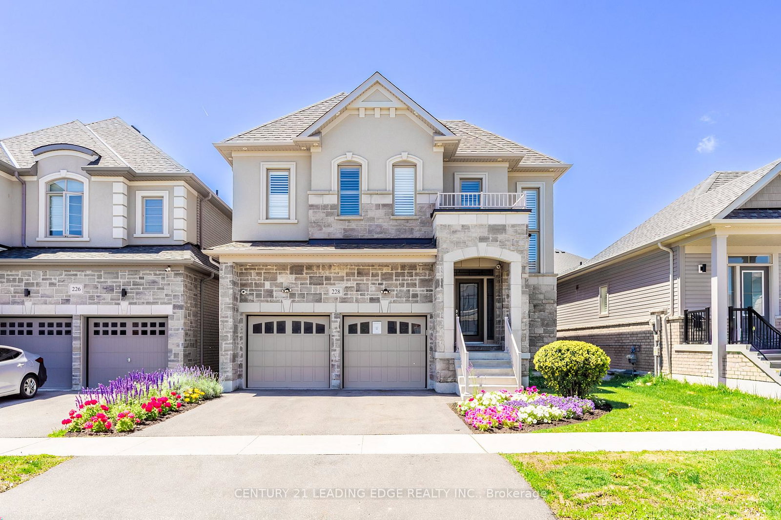 228-fleetwood-drive-oshawa-ontario-e13183578