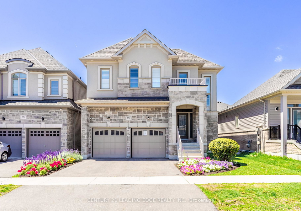 228-fleetwood-drive-oshawa-ontario-e13183578