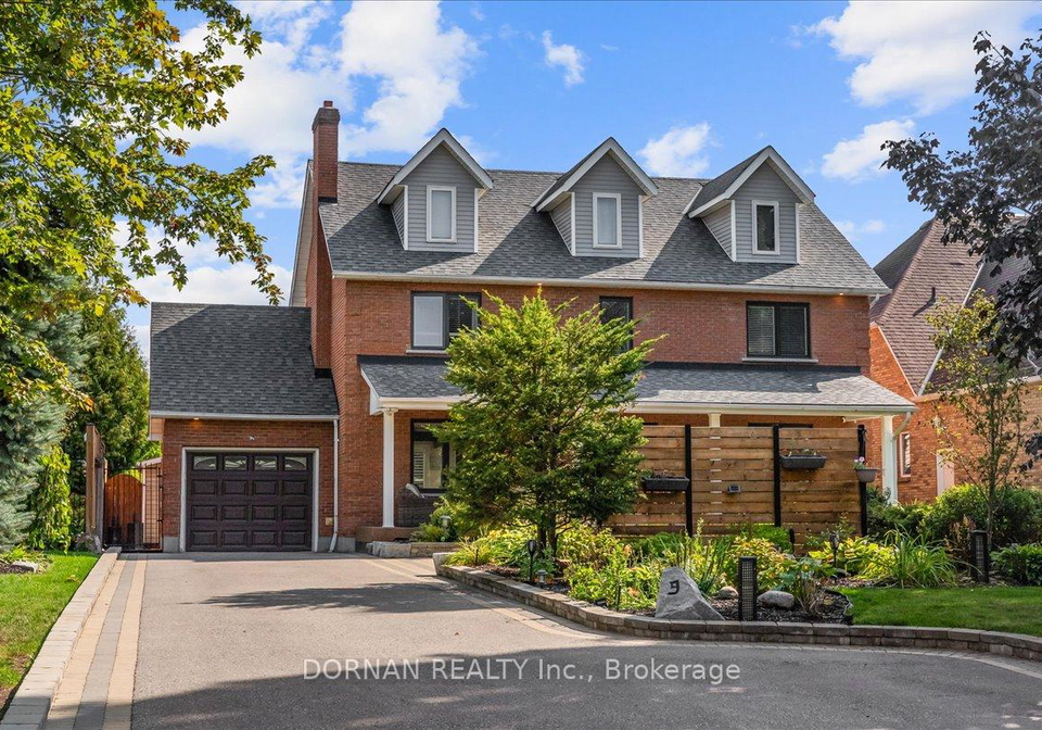 9-hanover-court-whitby-ontario-e13184352