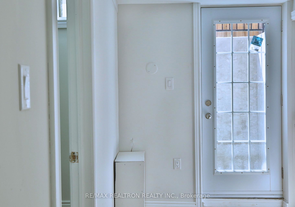 2-lavery-trail-scarborough-ontario-e13187118