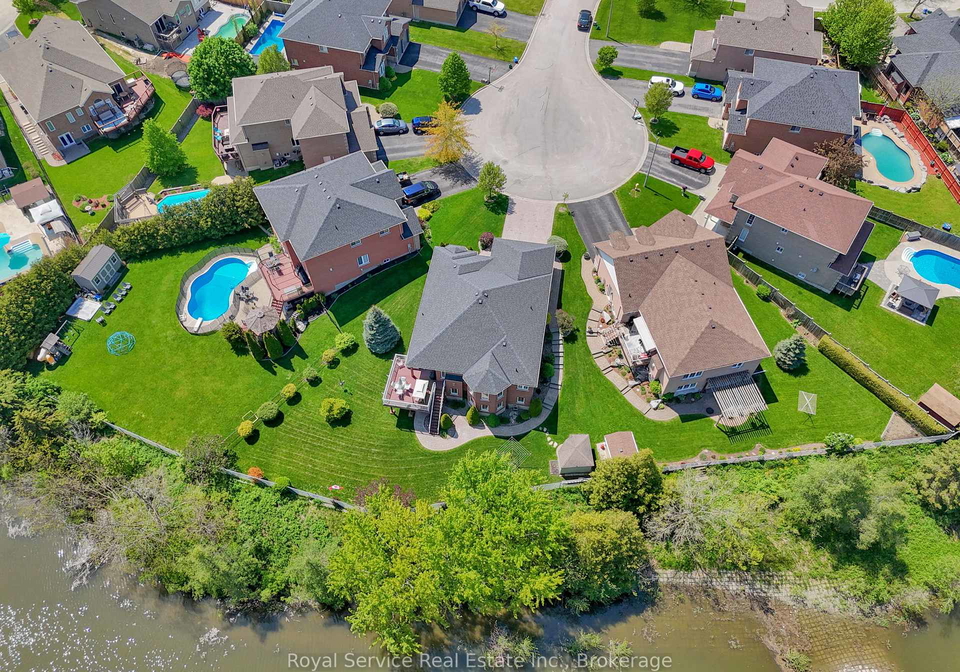 18-dolan-court-clarington-ontario-e13187320