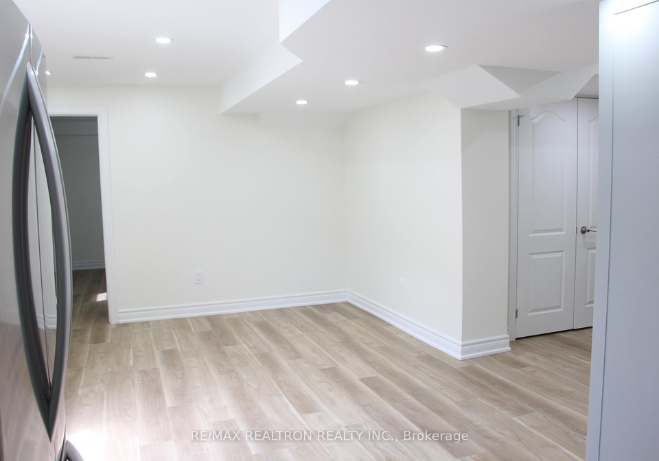 60-gamble-drive-ajax-ontario-e13187522
