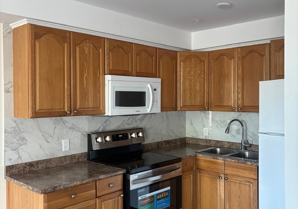 1389-danforth-avenue-toronto-ontario-e13192174