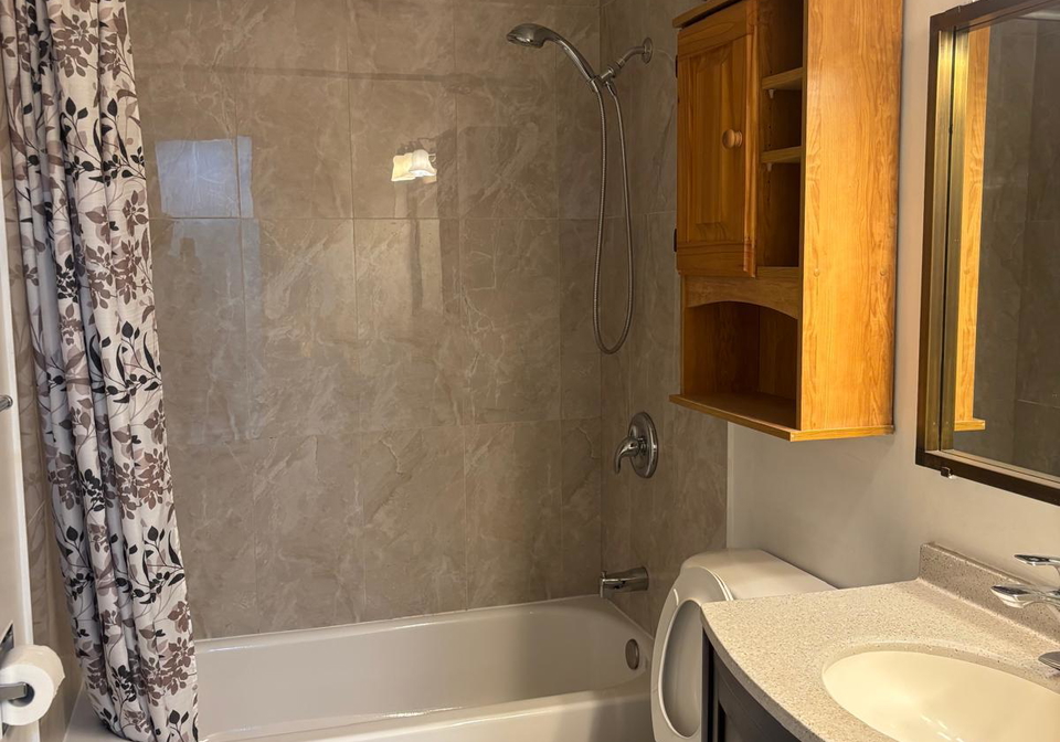 1389-danforth-avenue-toronto-ontario-e13192174