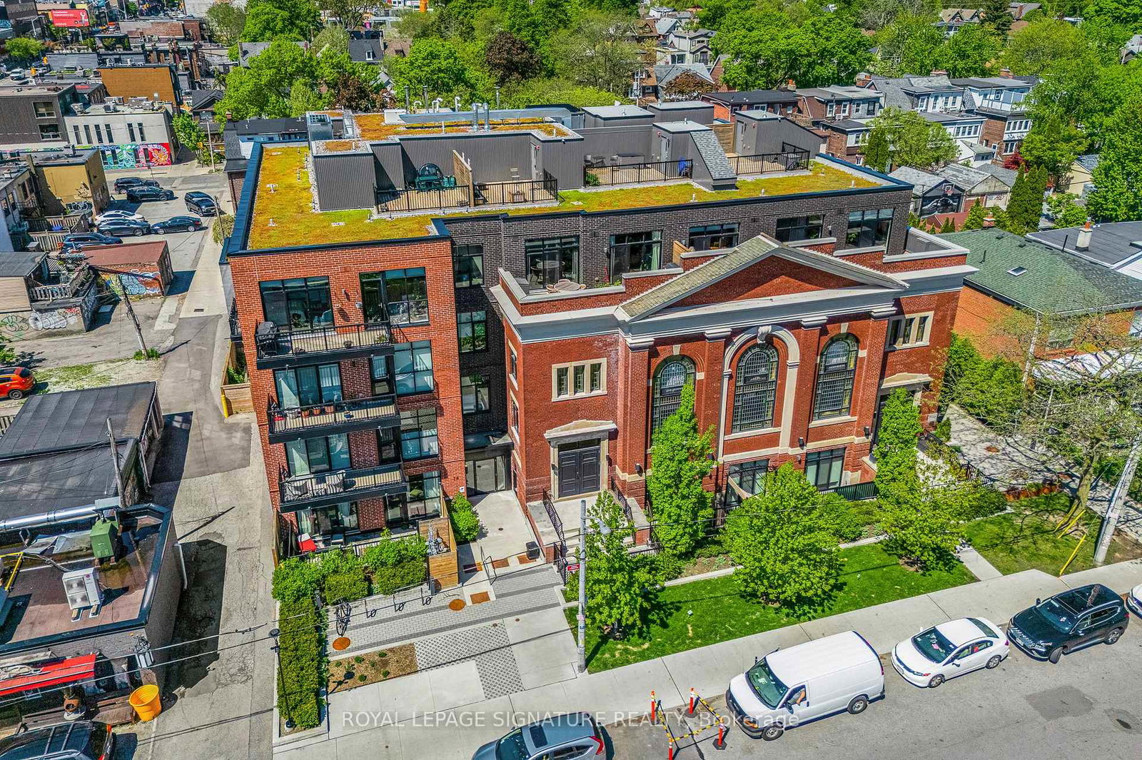 14-dewhurst-boulevard-east-york-ontario-e13194794