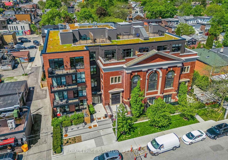 14-dewhurst-boulevard-east-york-ontario-e13194794