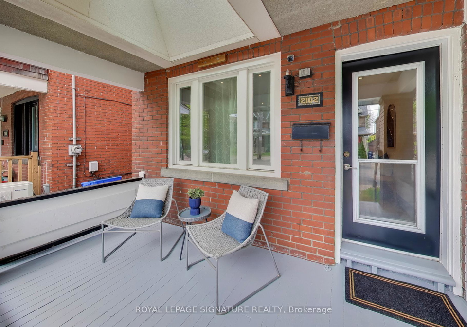2102-gerrard-street-e-toronto-ontario-e13195306