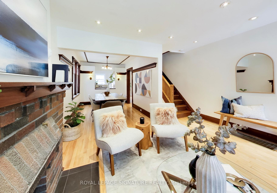 2102-gerrard-street-e-toronto-ontario-e13195306