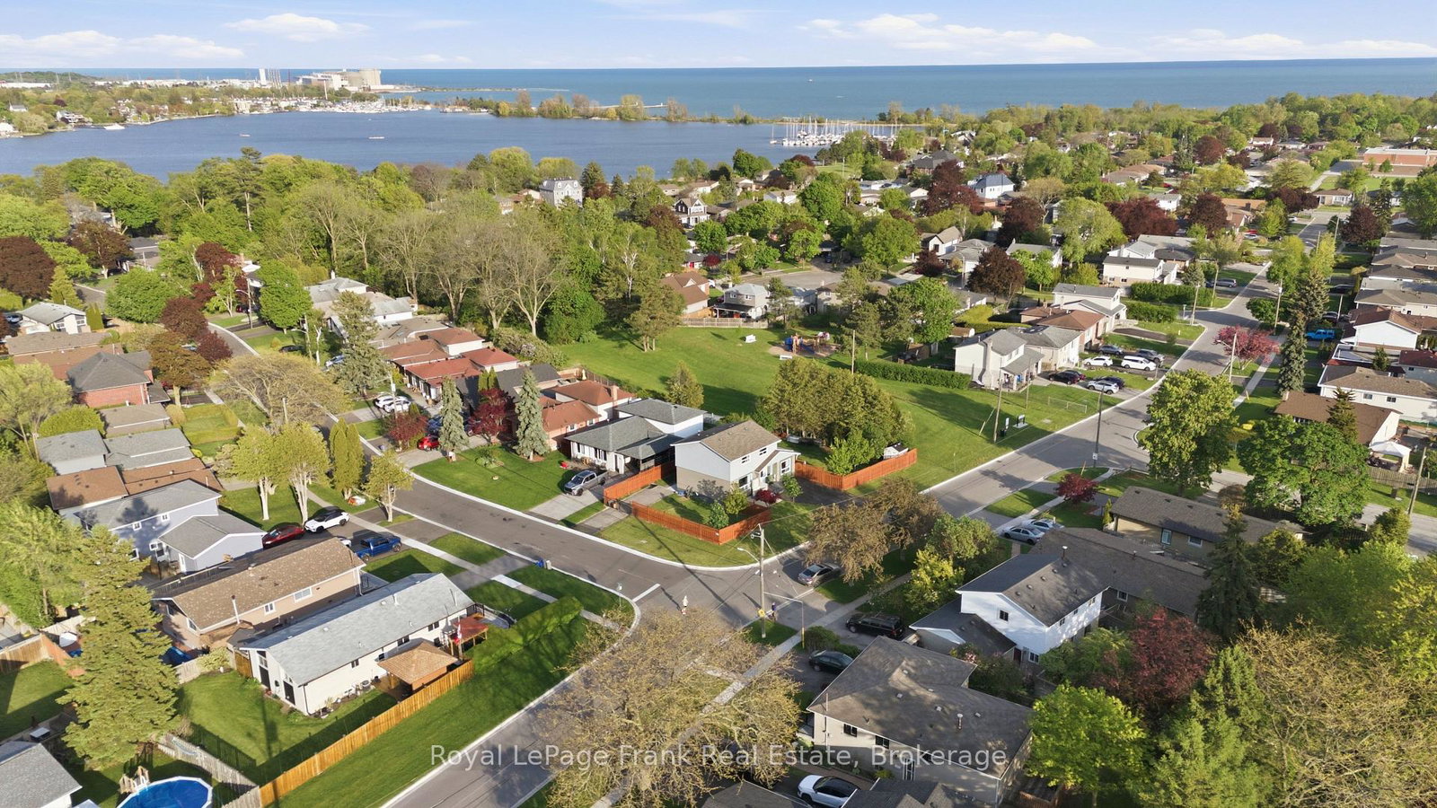1014-vistula-drive-pickering-ontario-e13196118