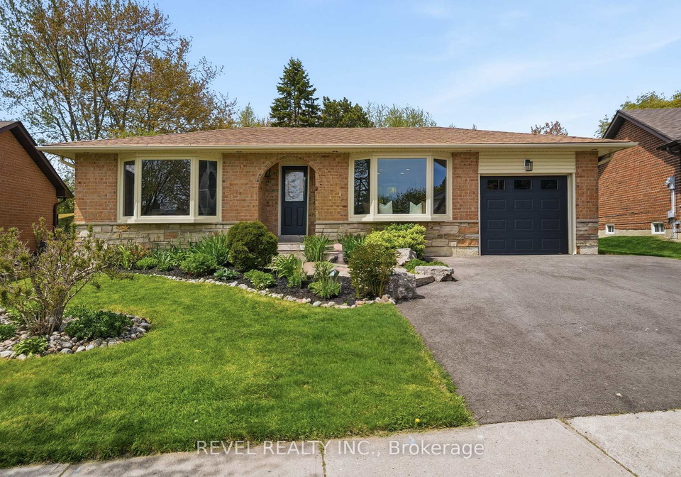 39-anstead-crescent-ajax-ontario-e13202810