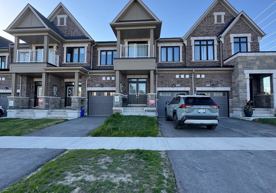 1093-1093-thompson-drive-oshawa-ontario-e13205084