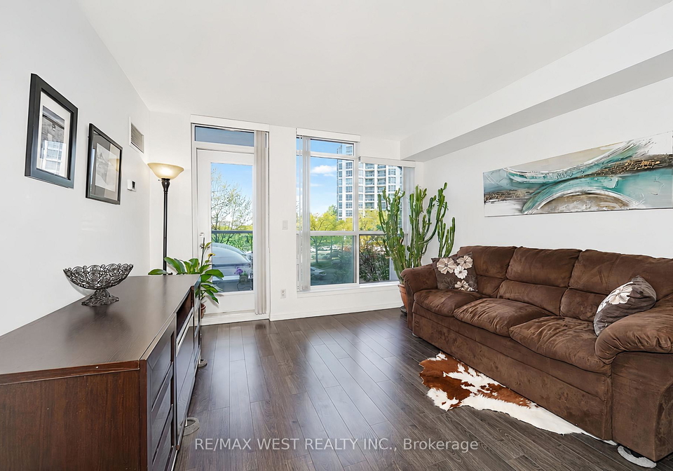 340-watson-street-w-whitby-ontario-e13205434