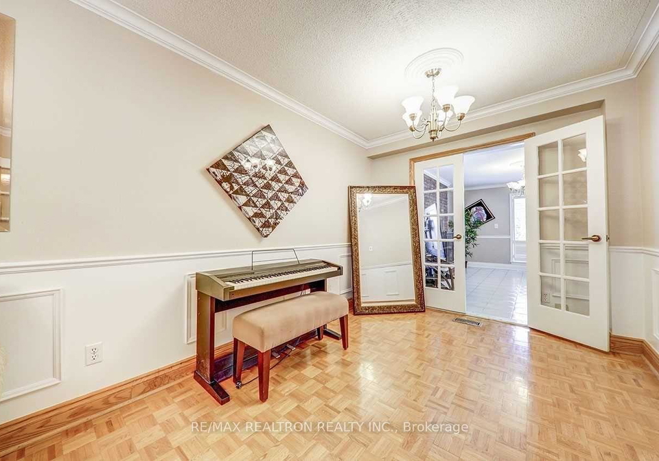 117-dunsfold-drive-scarborough-ontario-e13205808