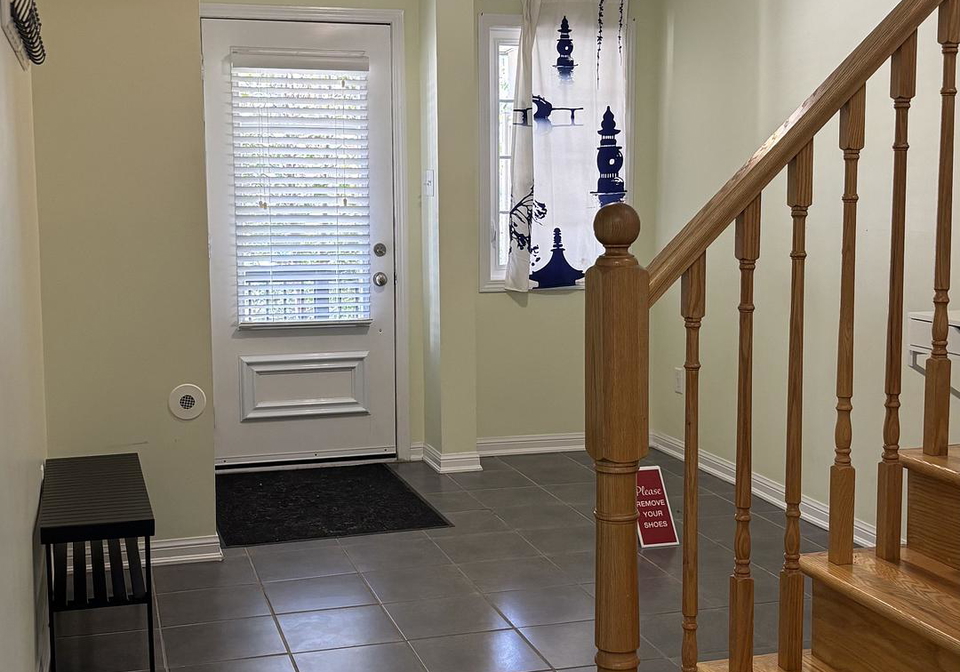 52-ayers-crescent-scarborough-ontario-e13206248
