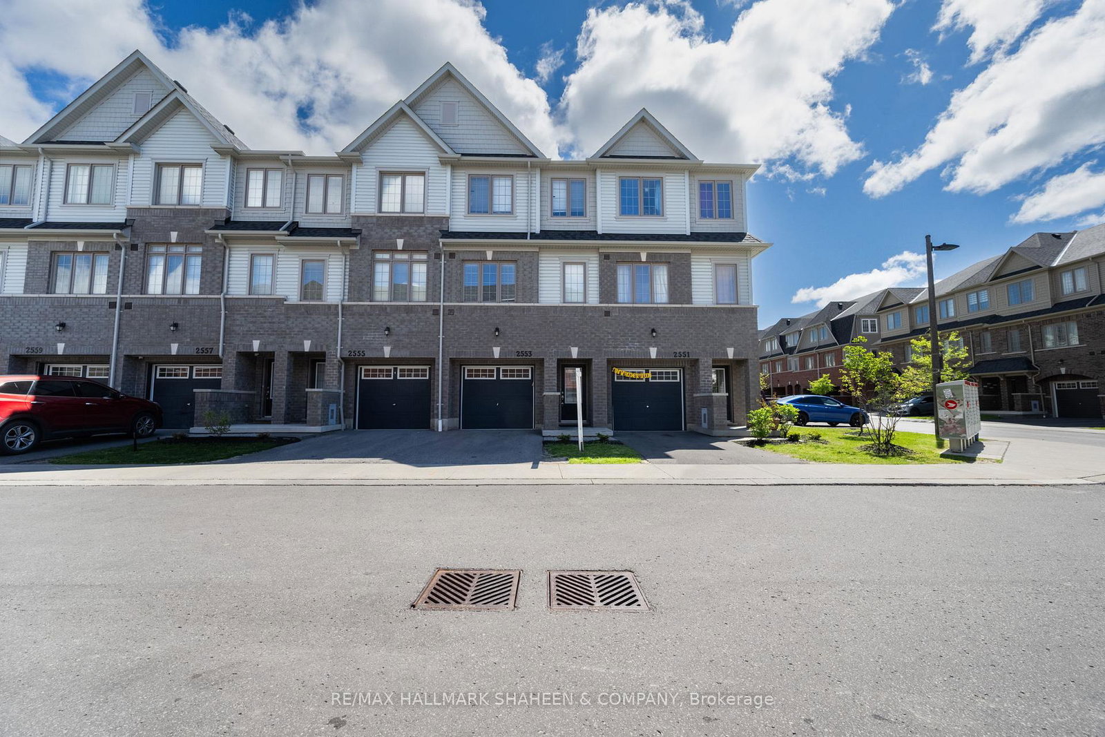 2553-barbarolli-path-oshawa-ontario-e13206410
