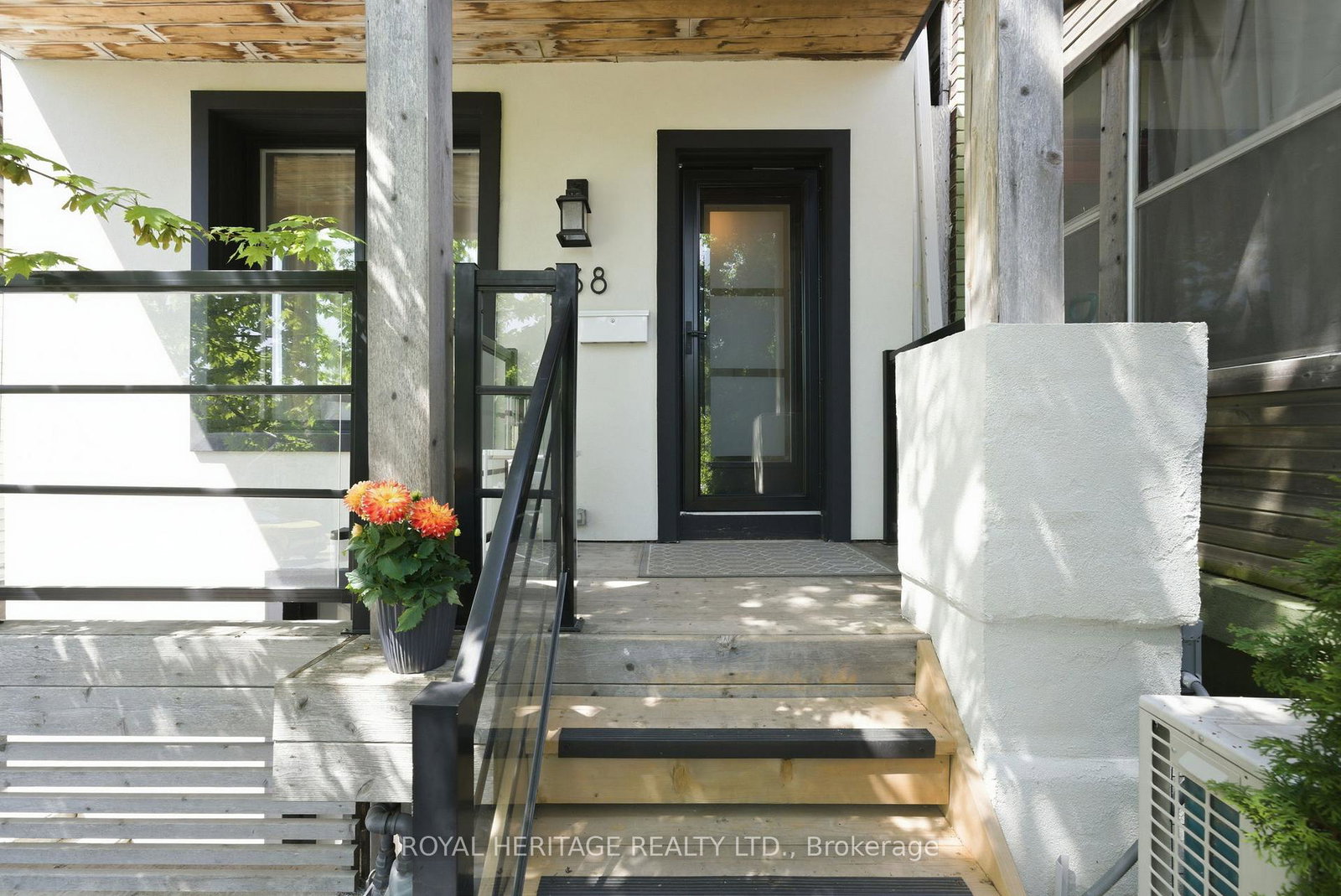 268-hiawatha-road-toronto-ontario-e13206748